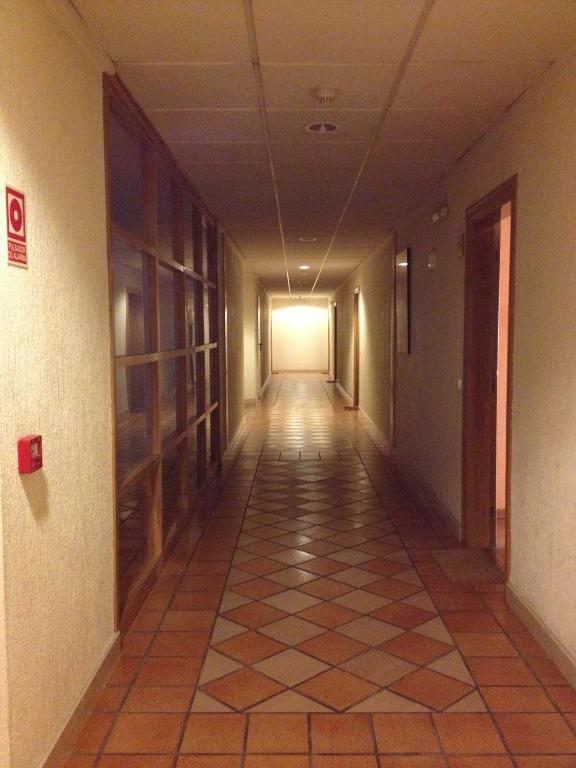 Apartamentos Turisticos Puerta De Leon Bagian luar foto
