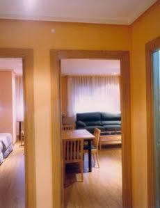 Apartamentos Turisticos Puerta De Leon Bagian luar foto